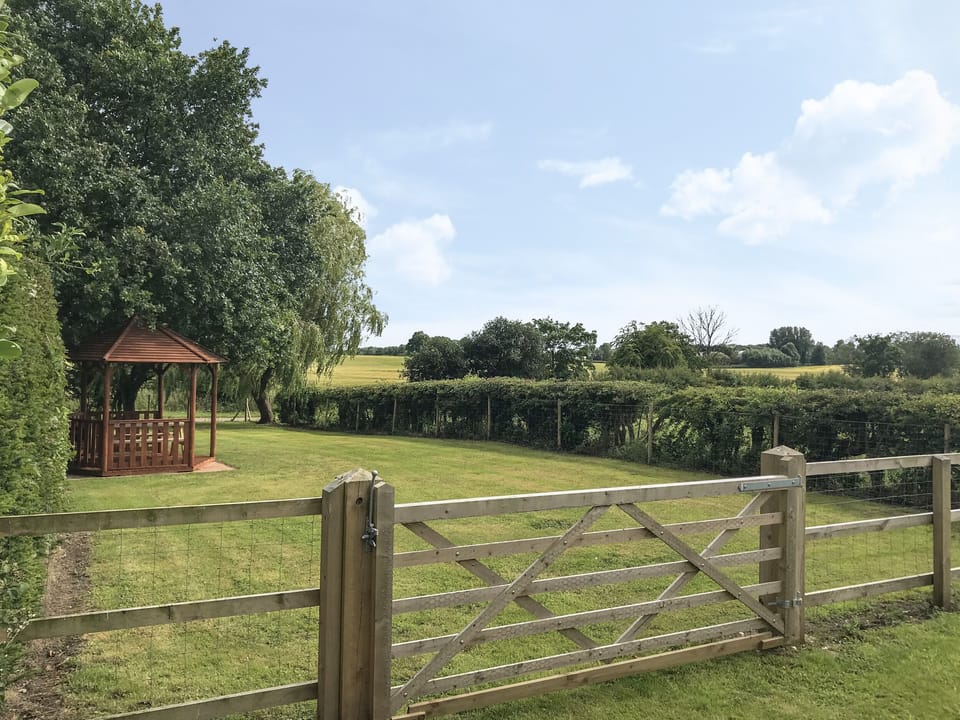 Cottage | Property grounds