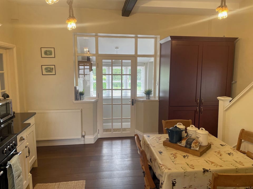Cottage | Private kitchen | Highchair, cookware/dishes/utensils