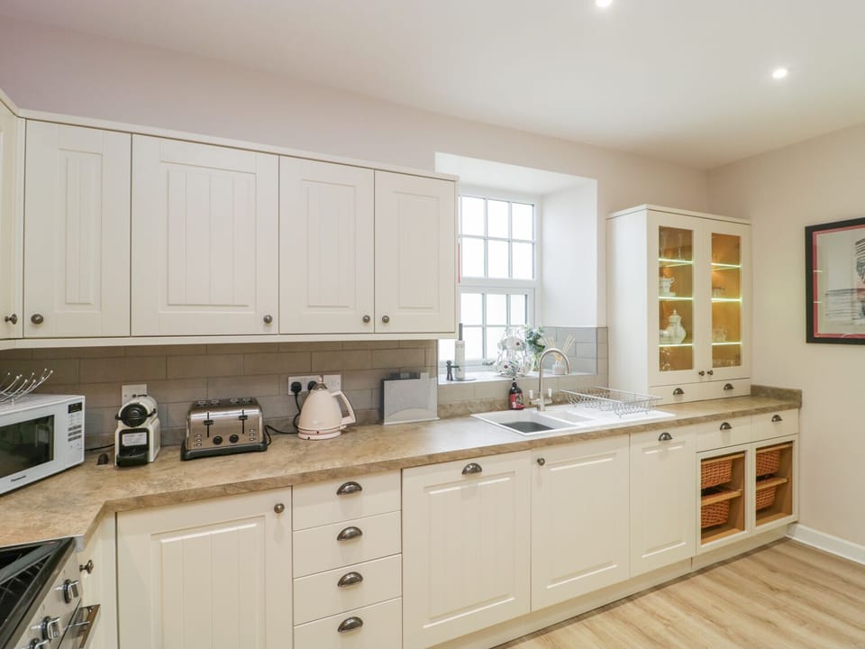 Cottage | Interior
