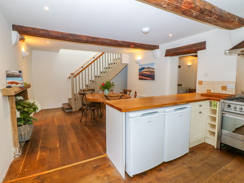 Cottage | Interior