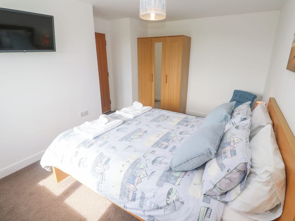 4 bedrooms, individually decorated, individually furnished, free WiFi