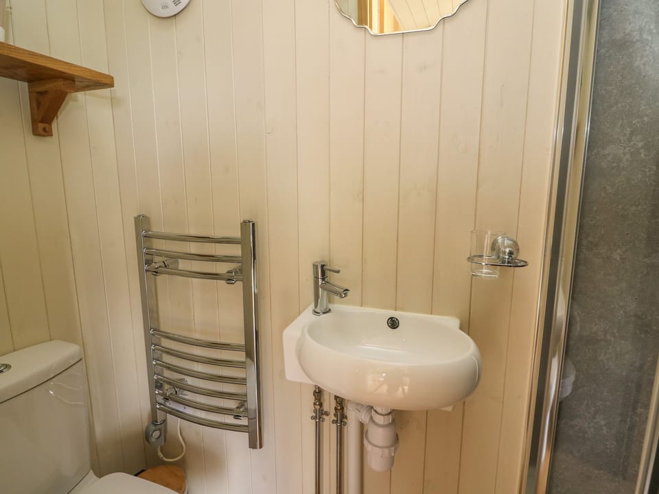 Ivy's Way Cottage in Wales