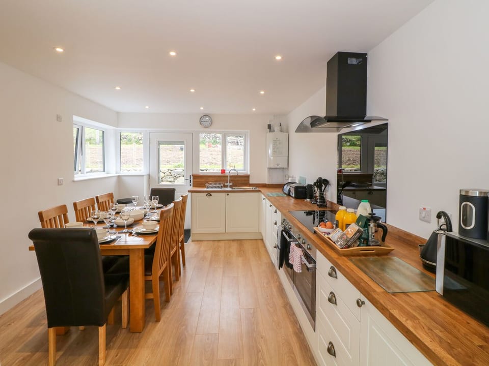 Cottage | Interior