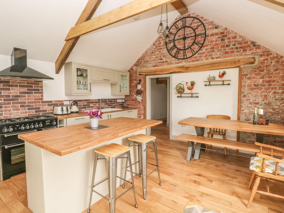 Cottage | Interior