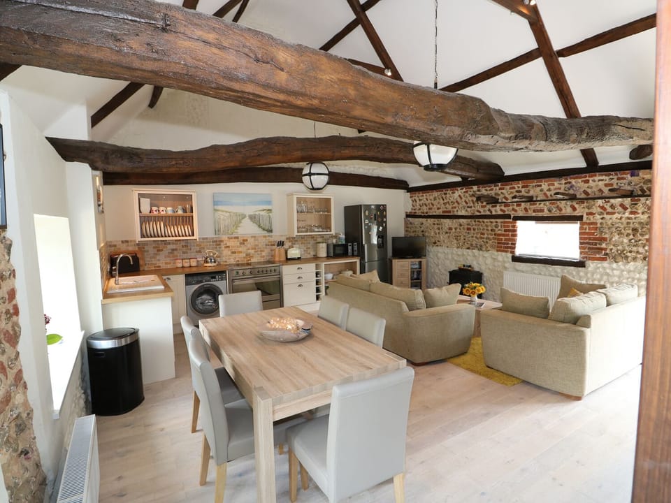 Cottage | Interior