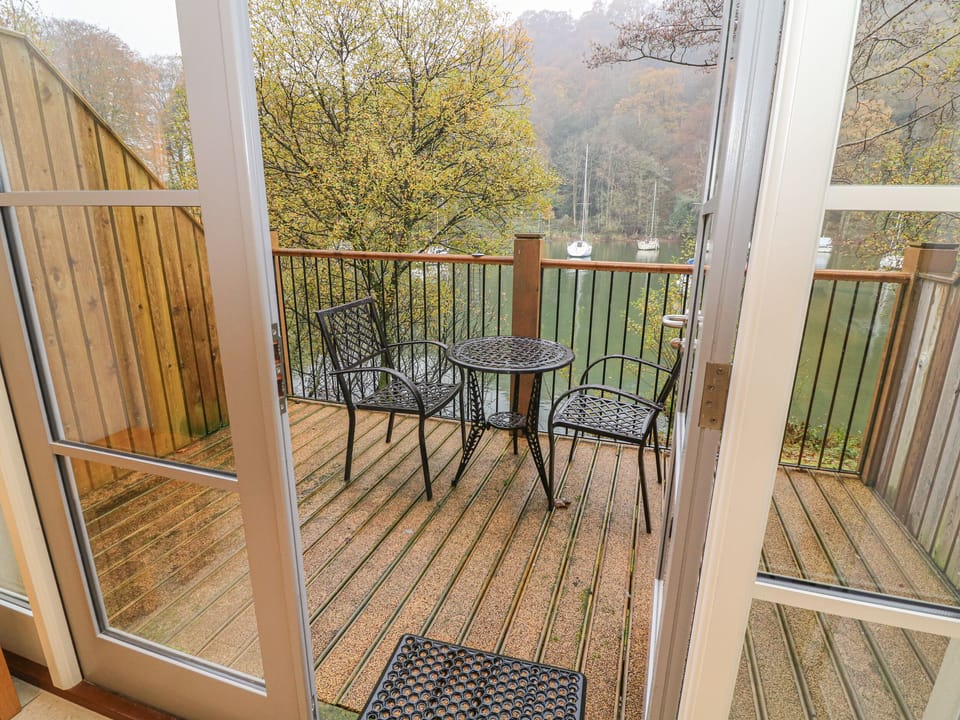 Cottage | Balcony