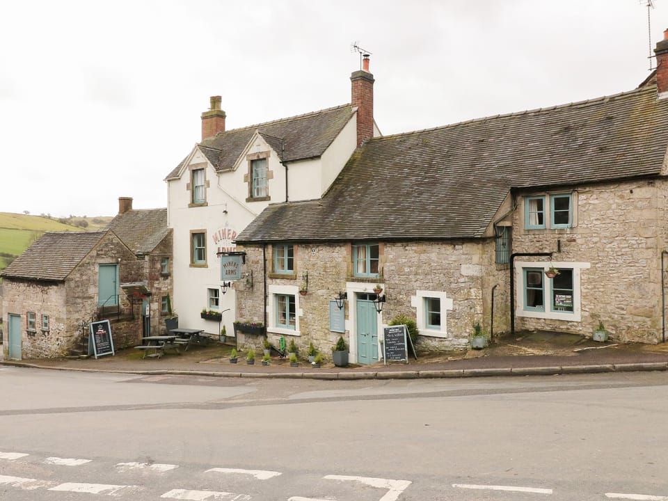 Cottage | Interior