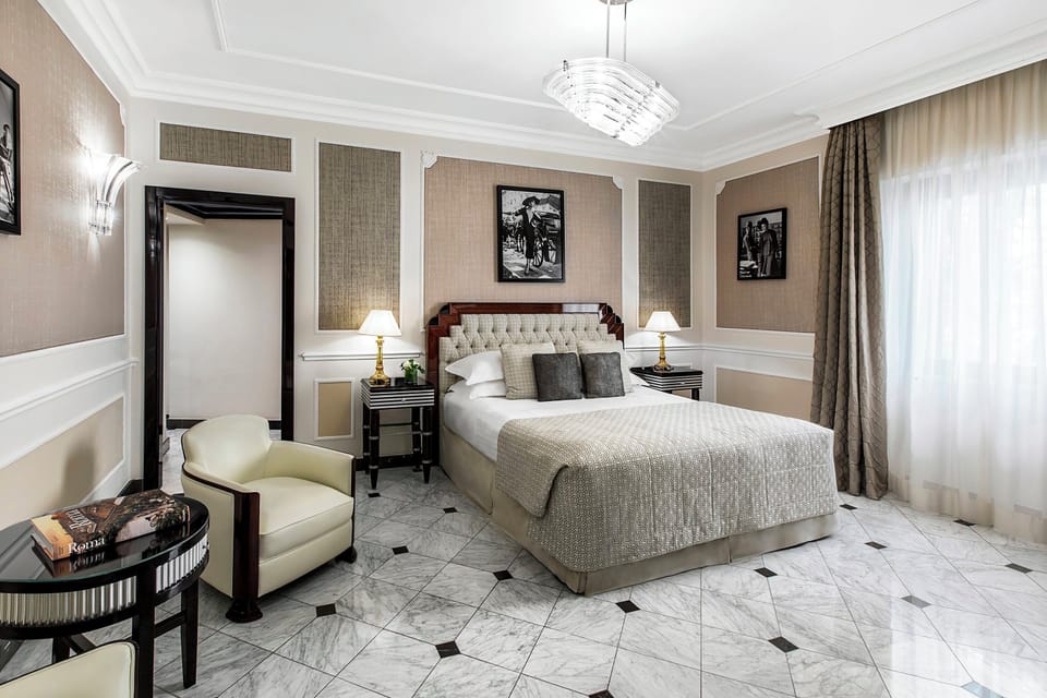 Family Suite 2 Bedroom | Premium bedding, down comforters, minibar, in-room safe