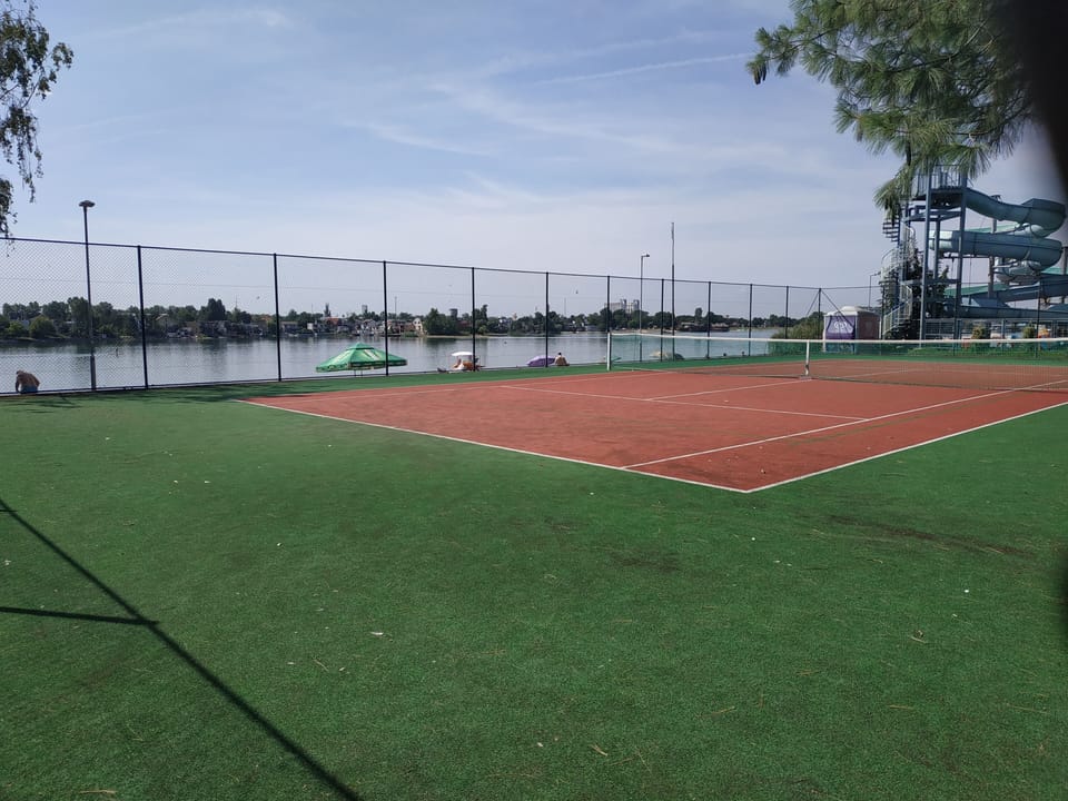 Tennis court