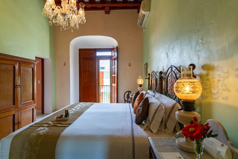 Master Suite | Premium bedding, Select Comfort beds, in-room safe, desk