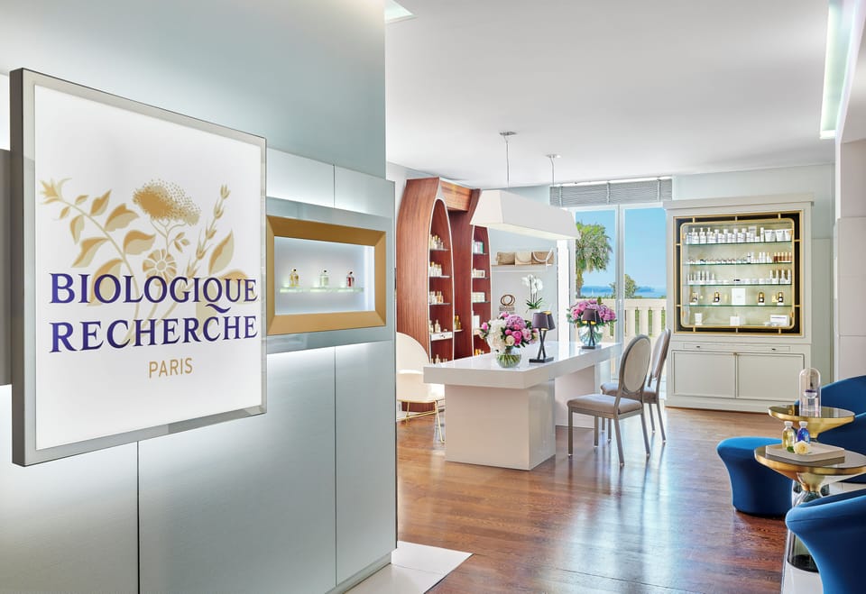 Hôtel Barrière Le Gray d'Albion Hotel in Cannes