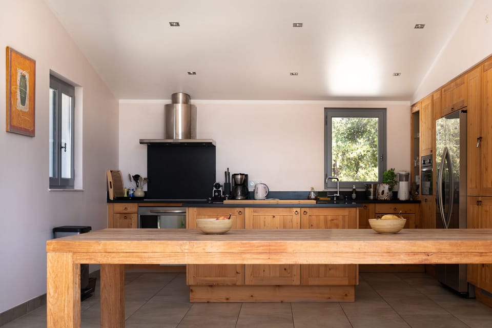 Shared fridge, microwave, espresso maker, coffee/tea maker