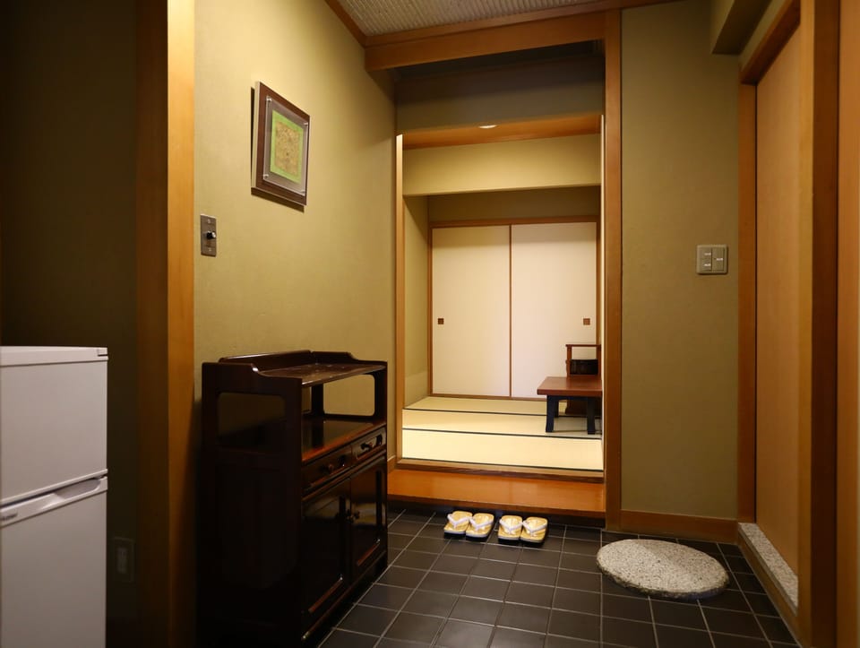 In-room safe, desk, laptop workspace, blackout drapes