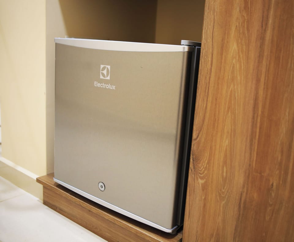 Superior Room, 1 King Bed | Down comforters, in-room safe, blackout drapes, free WiFi