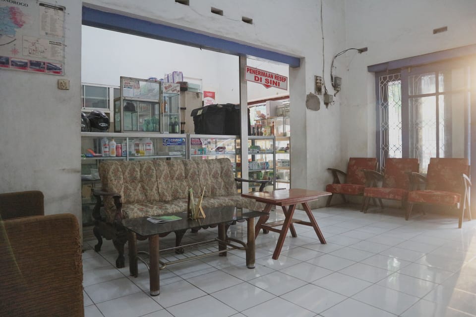 Lobby sitting area