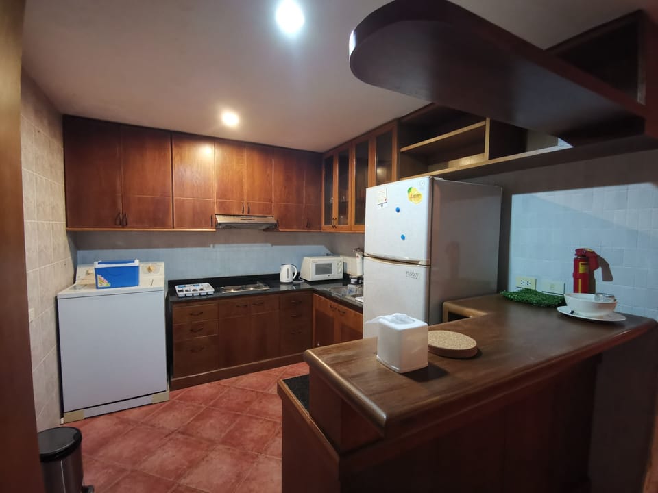 6-Bedroom Villa with Private Pool | Private kitchen