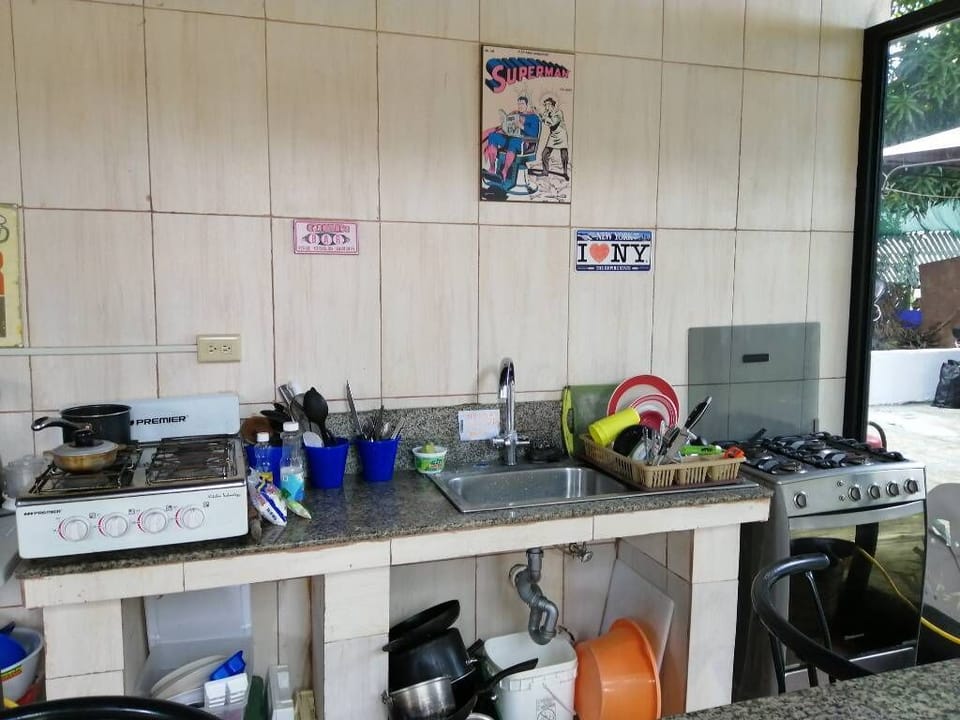 Fridge, shared microwave, oven, dishwasher