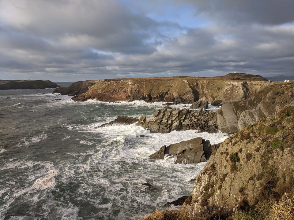 Waters Edge House in Marloes and St. Brides