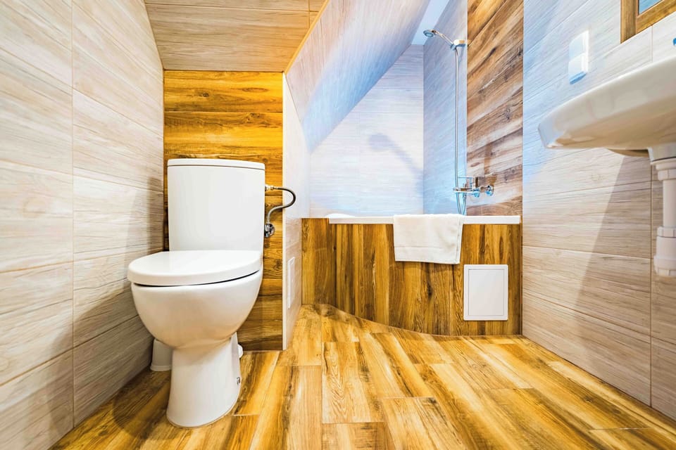 Double Room | Bathroom | Hydromassage showerhead, hair dryer, towels, soap
