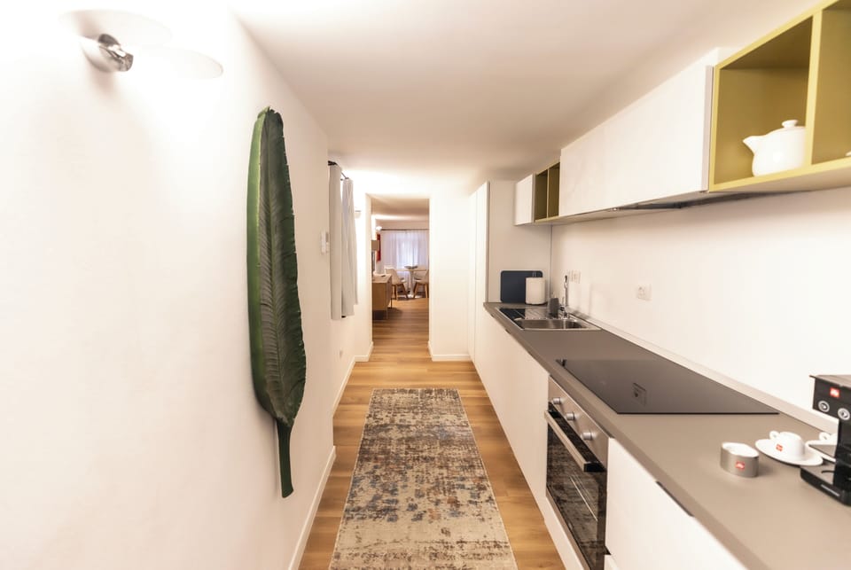 Open Loft Annex - Piazza Unita d'Italia | Private kitchen | Espresso maker, coffee grinder