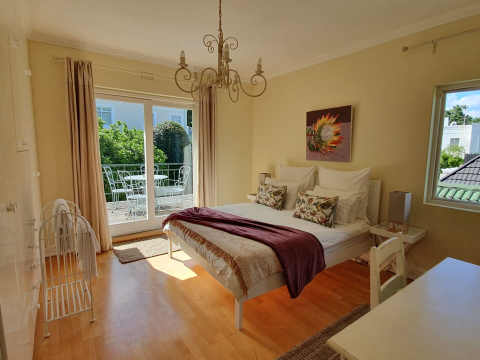Queen Room | Premium bedding, Tempur-Pedic beds, in-room safe, free WiFi