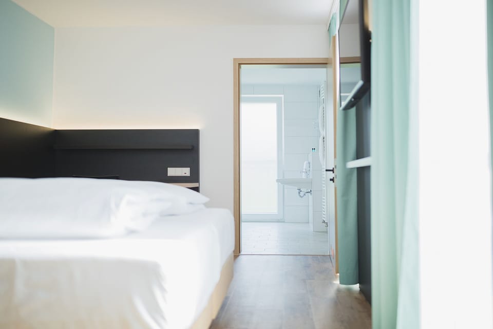 In-room safe, desk, laptop workspace, soundproofing