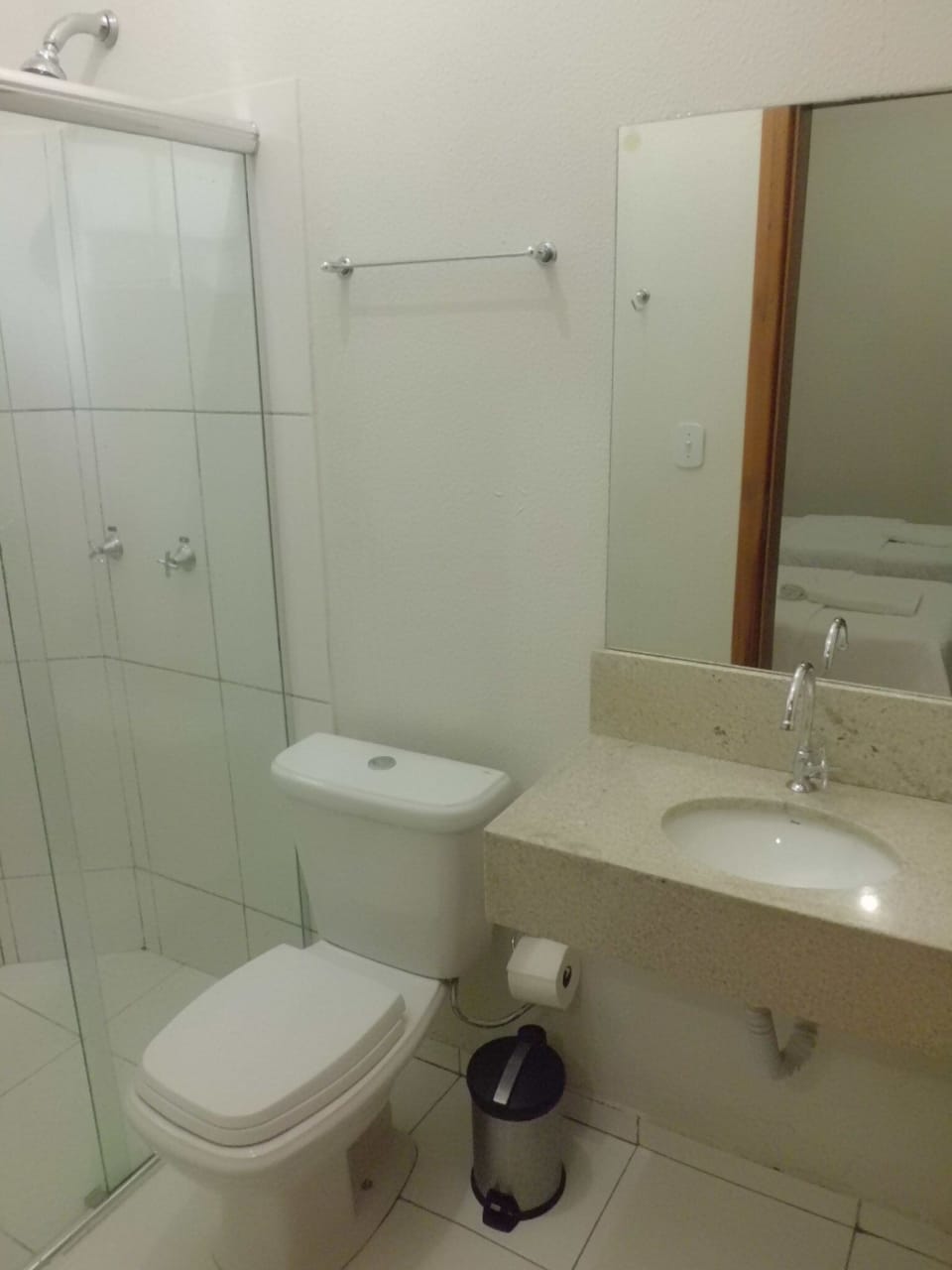 Comfort Double or Twin Room | Bathroom | Shower, towels, toilet paper
