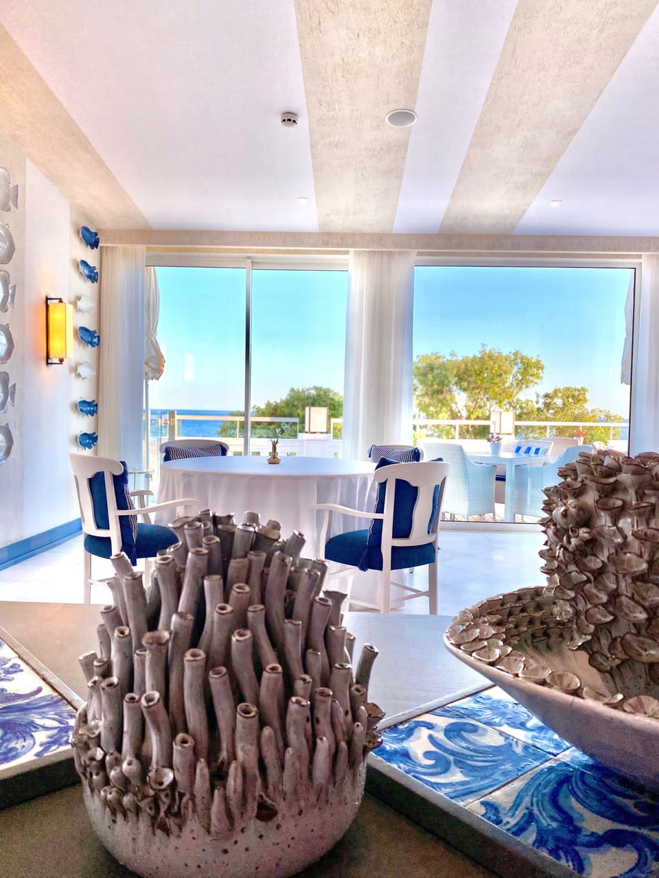 Breakfast, lunch, dinner served; international cuisine, beach views 