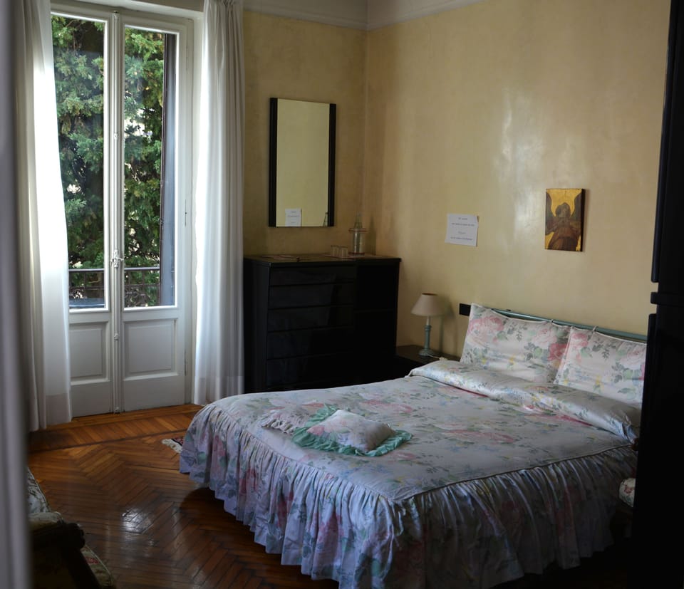 Classic Double Room, Balcony | Individually decorated, individually furnished, desk, free WiFi