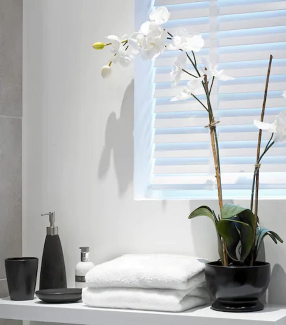 Double Room (Magnolia) | Room amenity