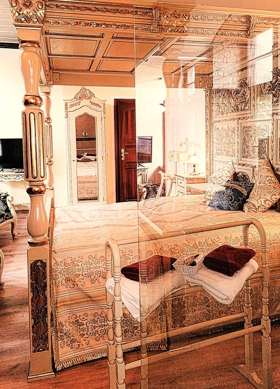 Comfort Double or Twin Room | Premium bedding, down comforters, Select Comfort beds