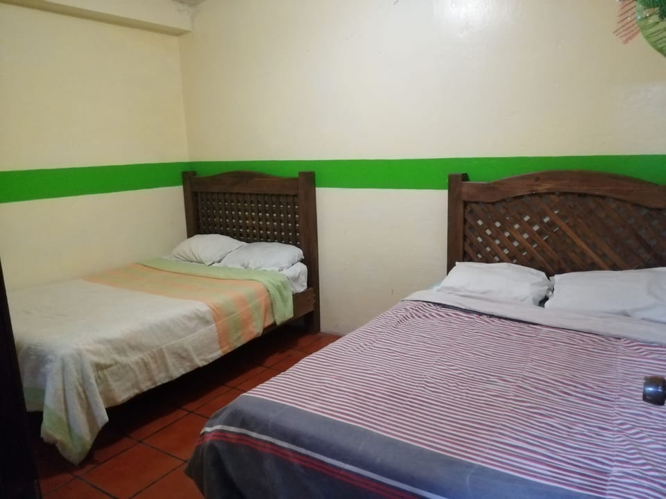 Basic Quadruple Room, 2 Double Beds | WiFi (free)