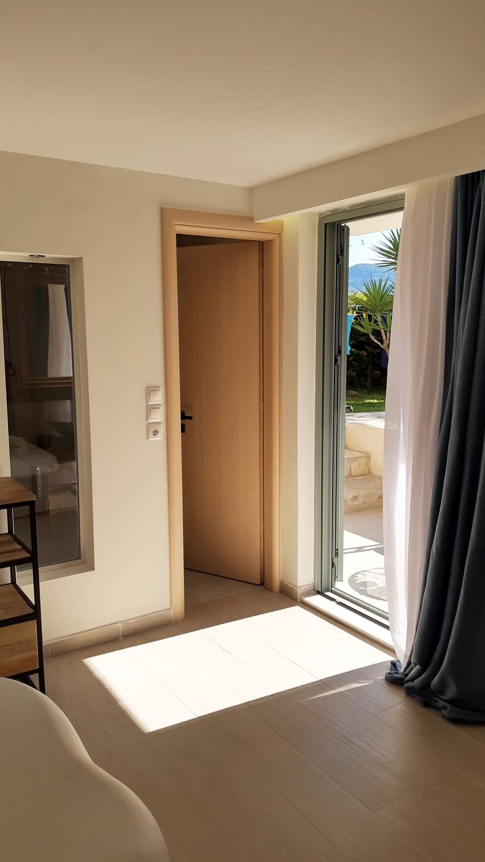 Villa Olga Lounge Hotel Bed and Breakfast in Peloponnese, Western Greece and the Ionian