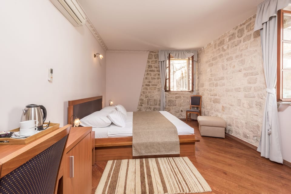 Superior Single Room | Egyptian cotton sheets, premium bedding, down comforters
