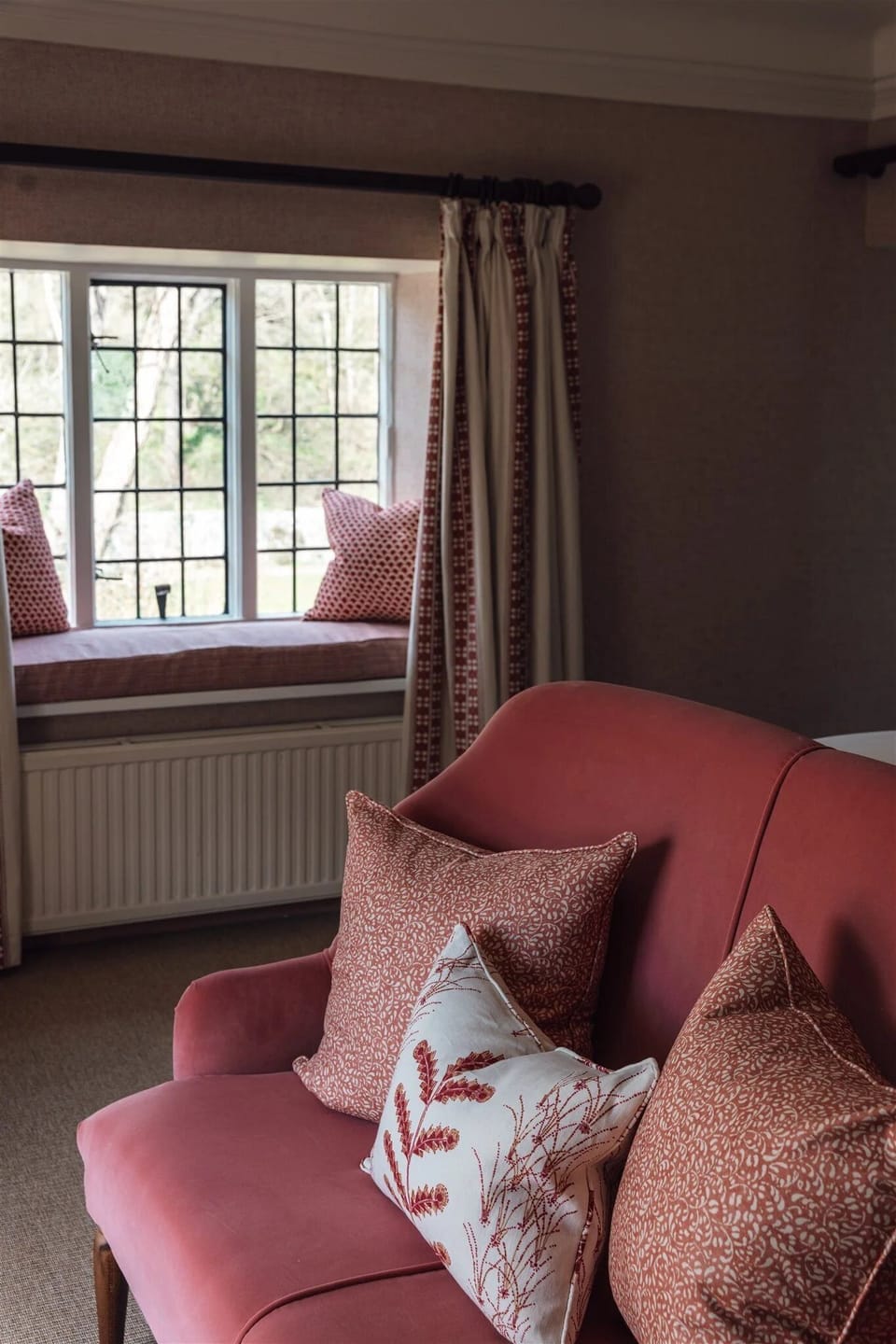 Lawrence Suite | In-room safe, desk, iron/ironing board, WiFi
