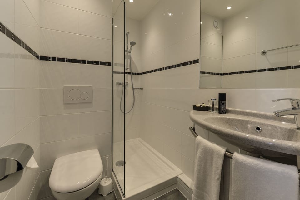 Free toiletries, hair dryer, towels
