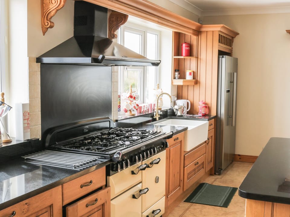 Cottage | Interior