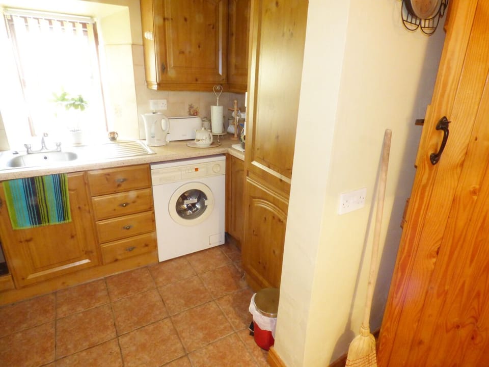 Cottage | Interior
