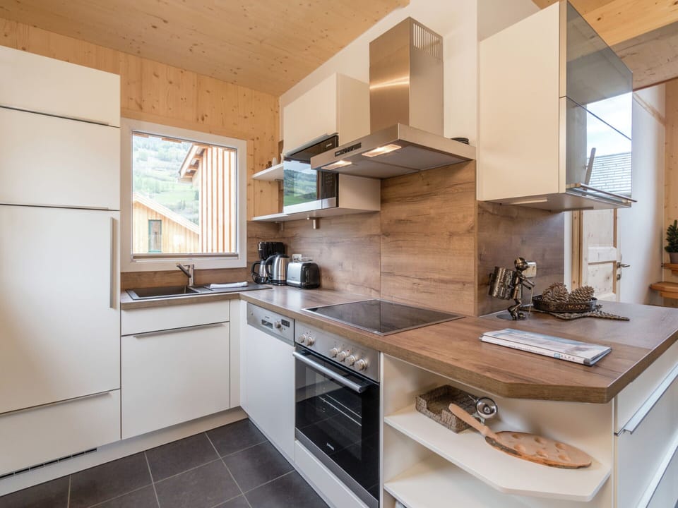 Chalet | Private kitchen | Highchair