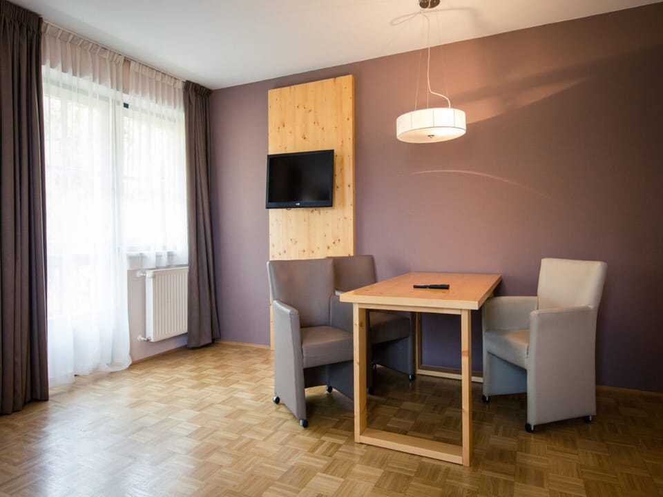 Apartment | Dining