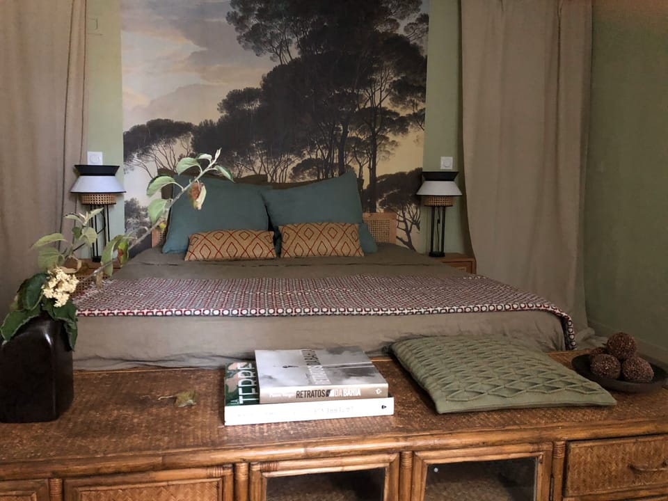 Double Room (La Pinède) | Individually decorated, individually furnished, desk, soundproofing