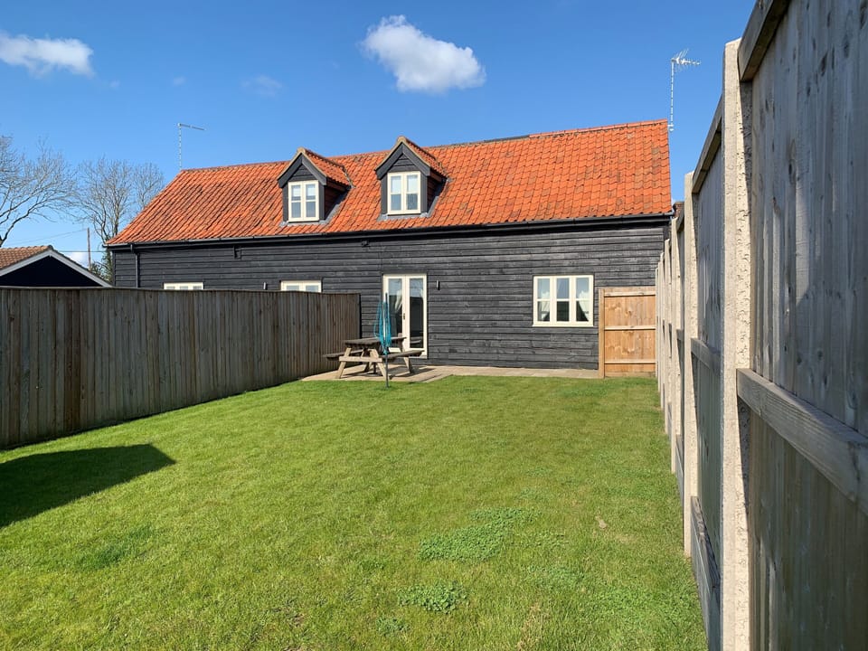 Family Cottage, Private Bathroom, Courtyard View | Garden