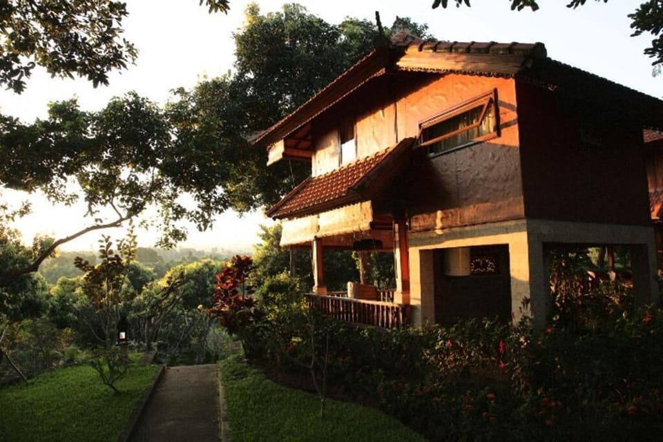Standard Double Room, 1 Queen Bed | Minibar, desk, laptop workspace, free WiFi