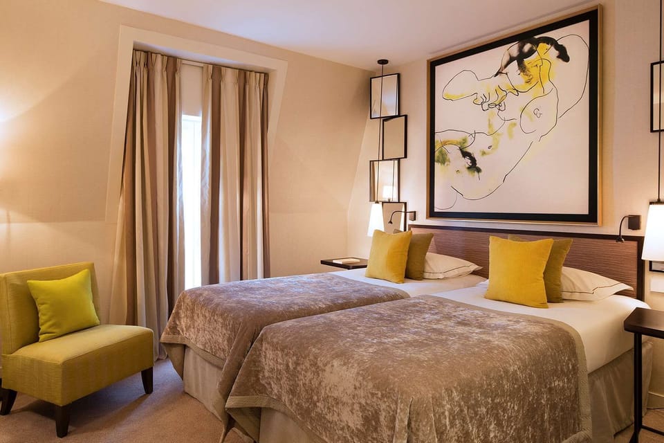 Premium Double or Twin Room | Premium bedding, minibar, in-room safe, individually decorated