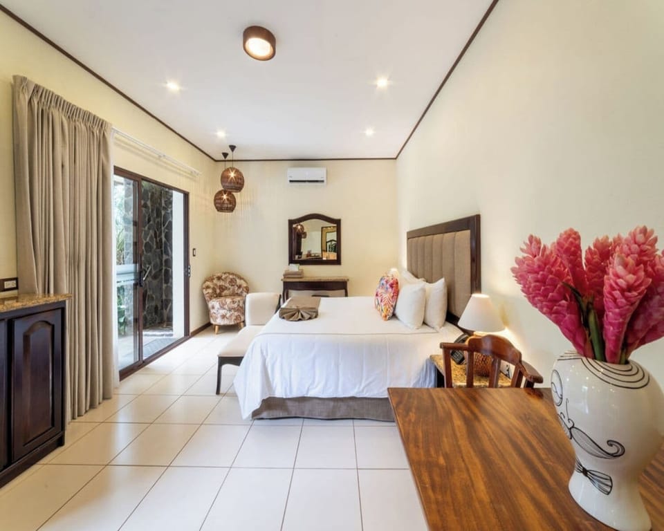 Garden Superior With Jacuzzi | View from room