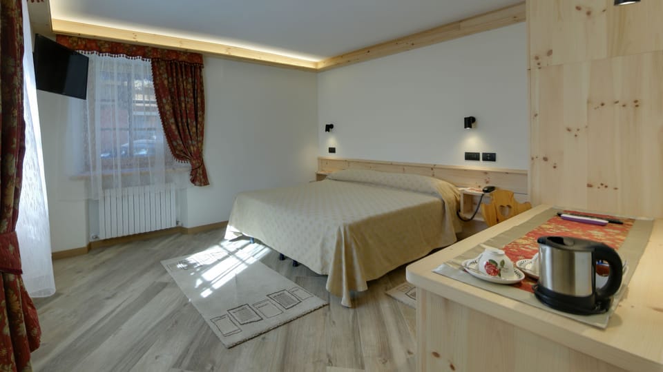 Superior Double Room, Annex Building | Bed sheets