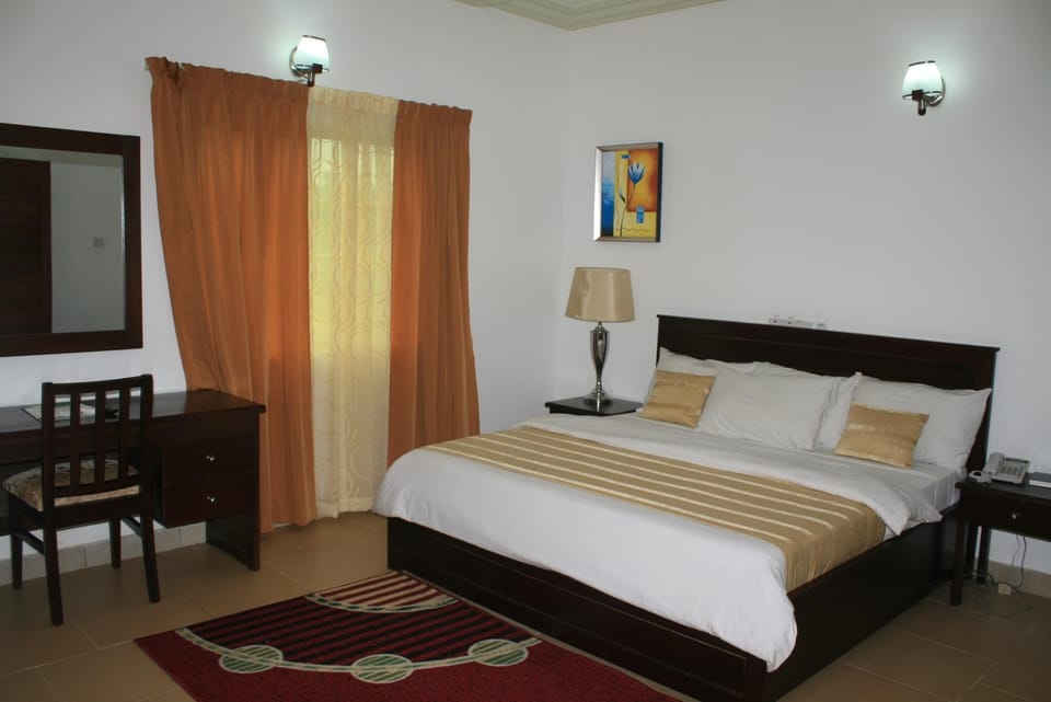 Standard Room | Desk, free WiFi, bed sheets