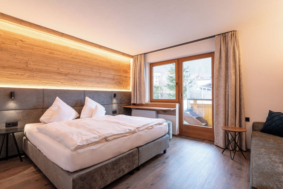 Apartment | In-room safe, individually decorated, individually furnished