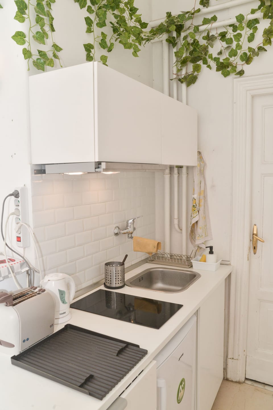 Shared fridge, microwave