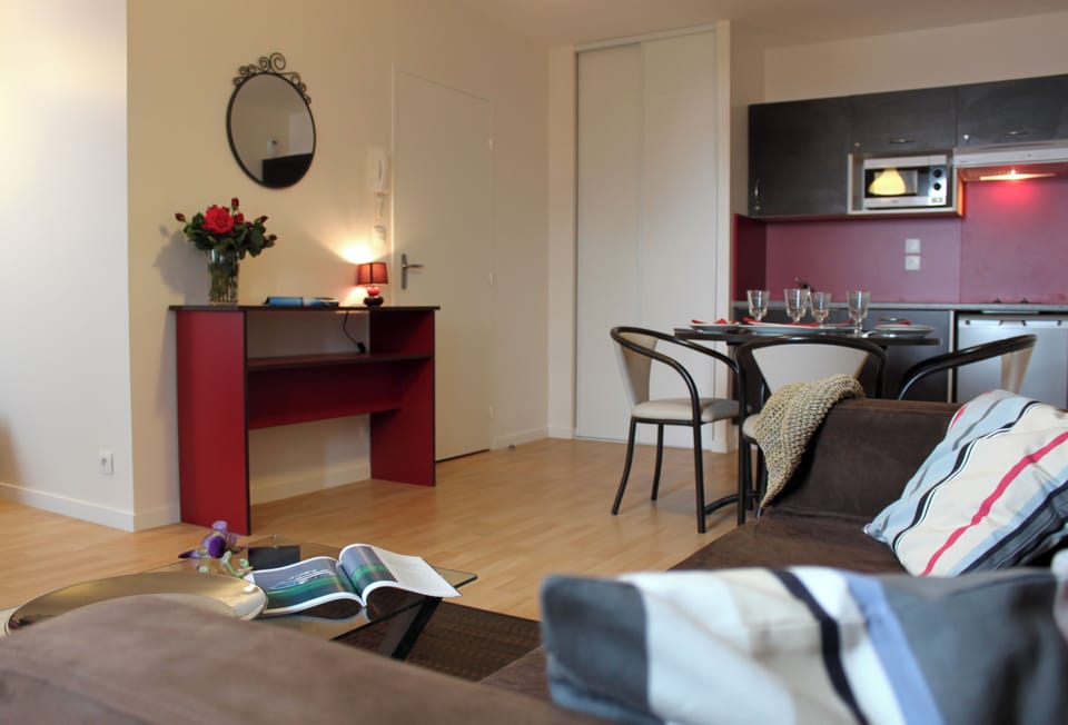 Studio | Private kitchen | Coffee/tea maker, electric kettle